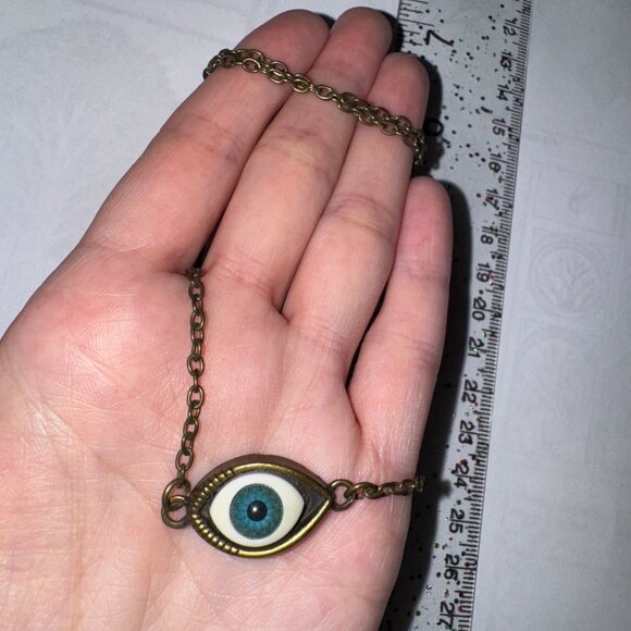 22 1/4" Brass All Seeing Eye Necklace - Picture 6 of 9